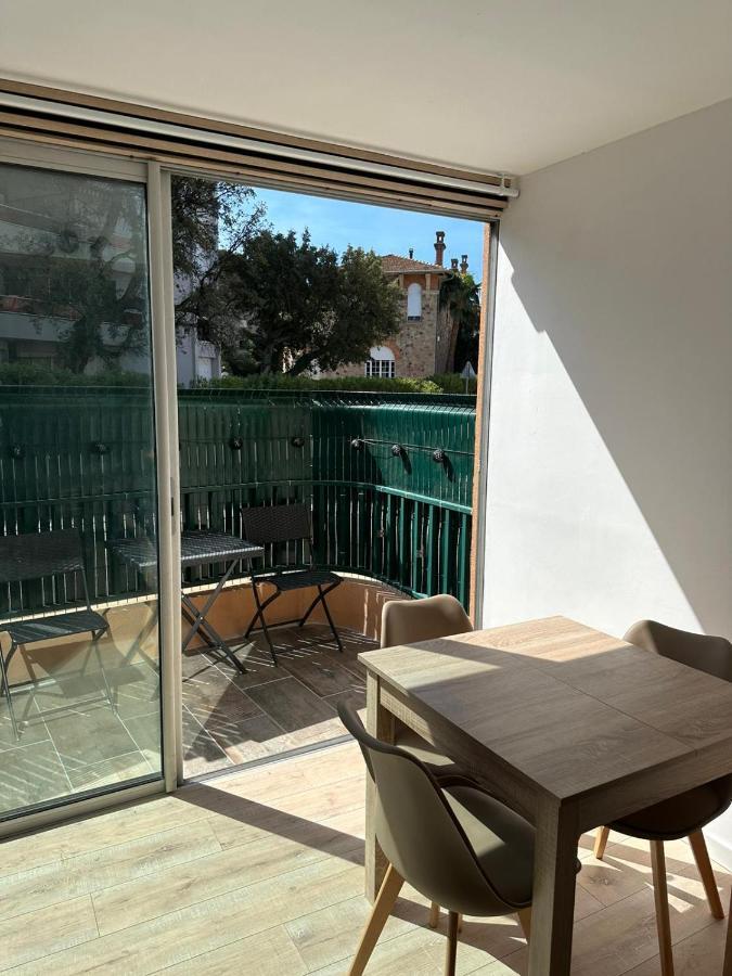 Charmant Studio Neuf 150M Plage Sur Avenue Principale Climatise Et Parking Cavalaire-sur-Mer Luaran gambar